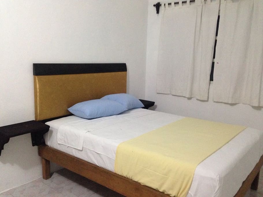 Cama matrimonial