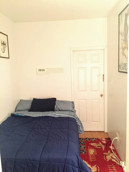 Super comfortable bed with Brooklyn Bedding mattress