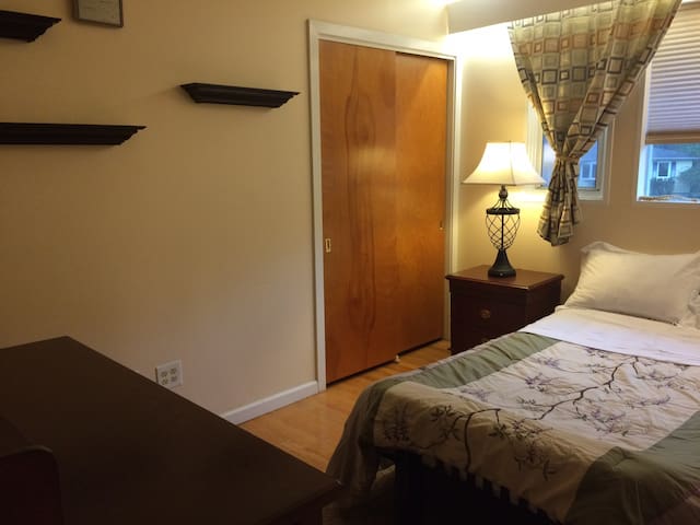 Airbnb North Brunswick Township Vacation Rentals Places To