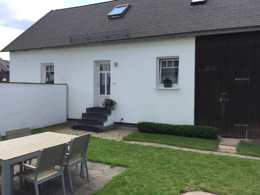Innenhof mit Sitzplatz