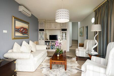 Milkwood Seaview Apartment