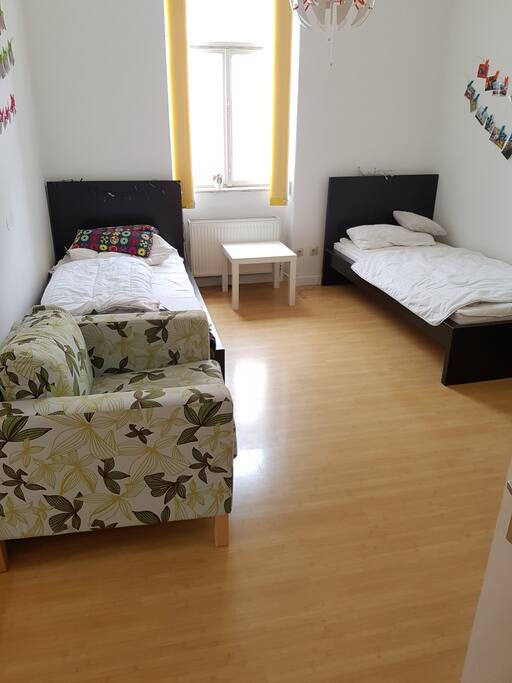 Schlafzimmer 2