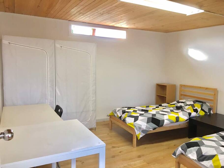 Room 4