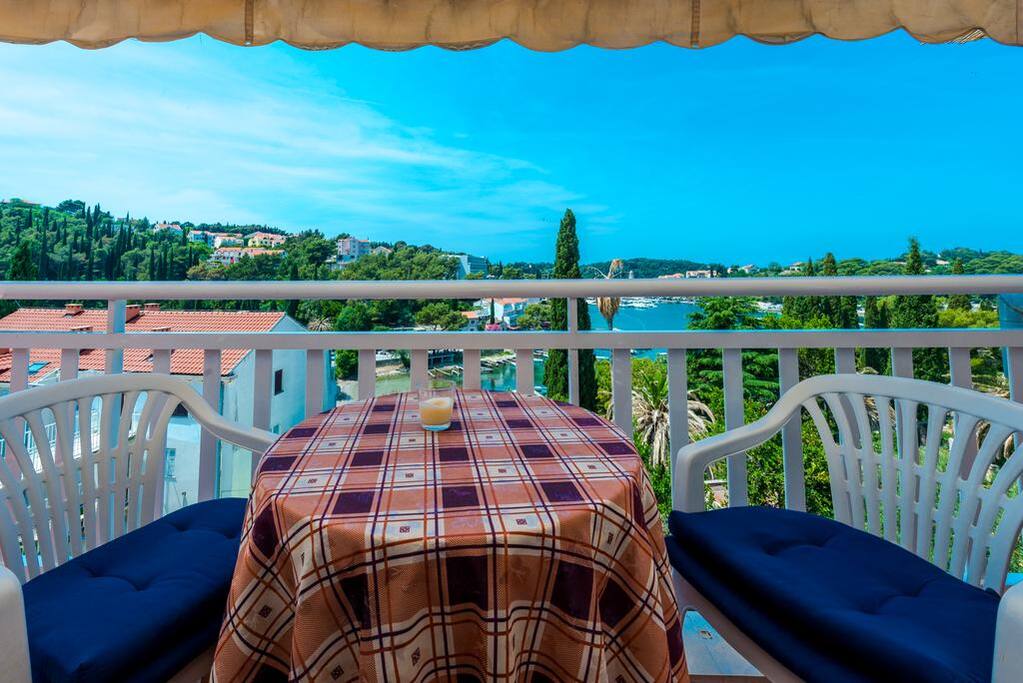 Terrace with sea view