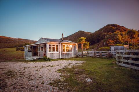 Cosy Remote Shearing Shed Retreat
