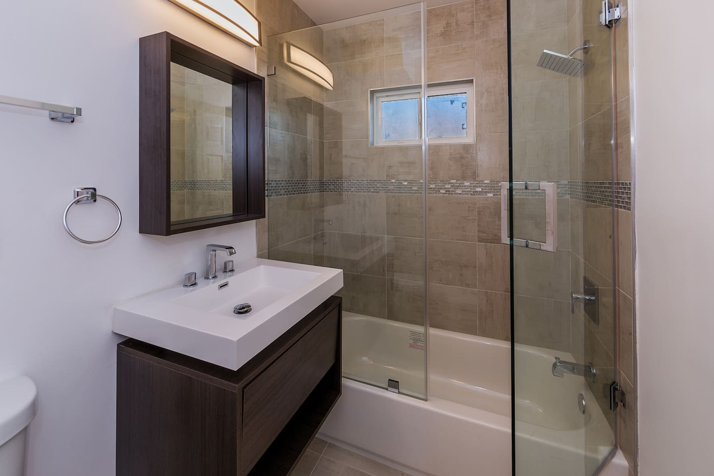 newly renovated apartment near downtown la apartments for rent in