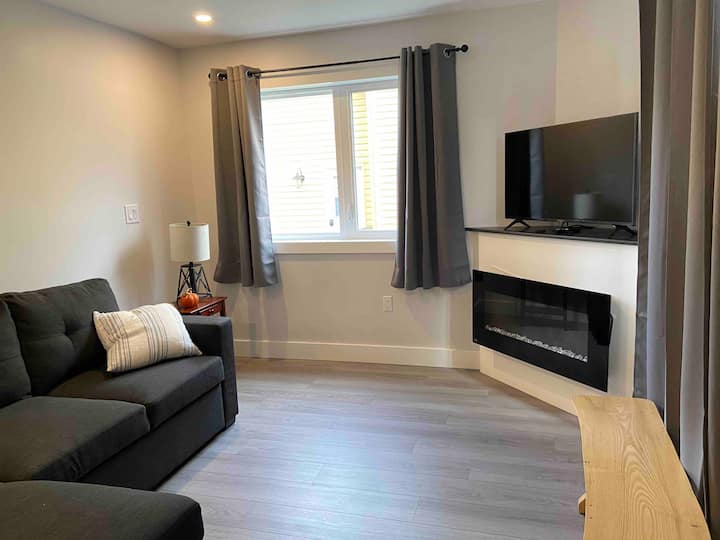 Извлечете го каучот
Главен кат