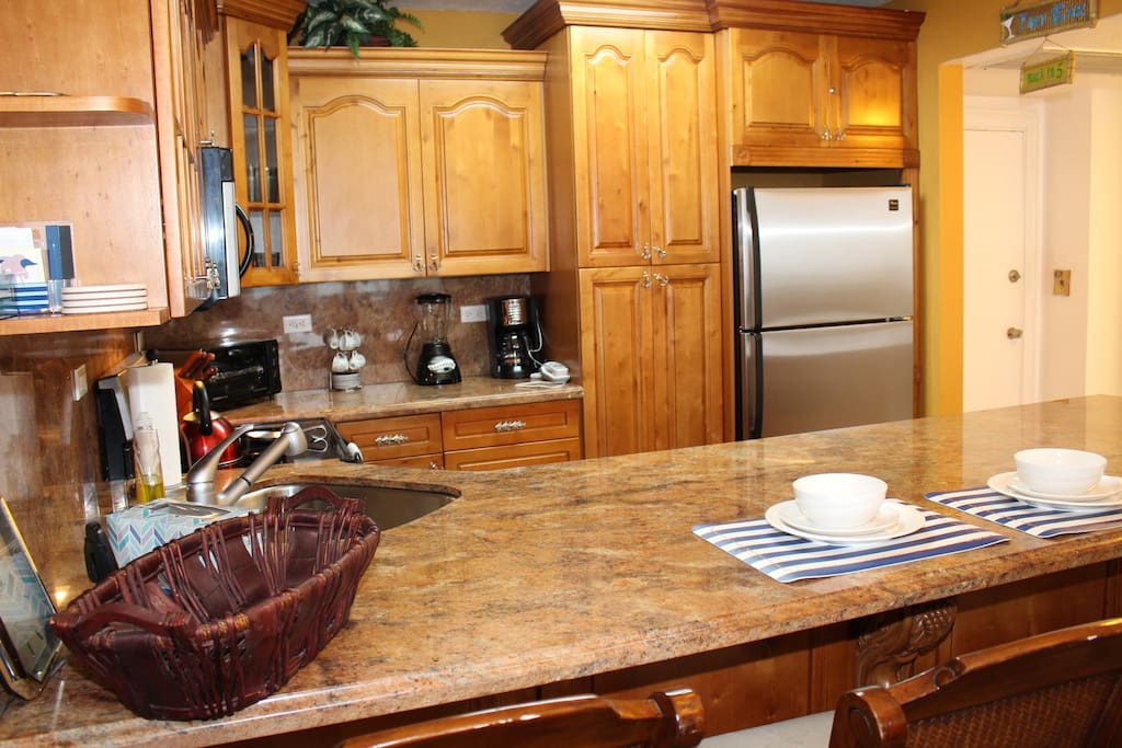 Full Kitchen