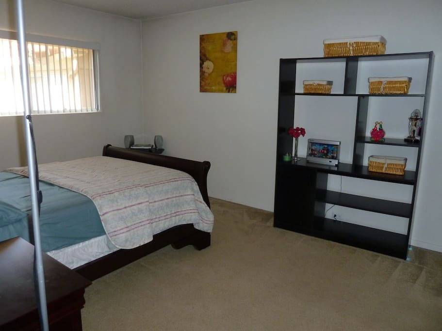 Master Bedroom, walk-in closet