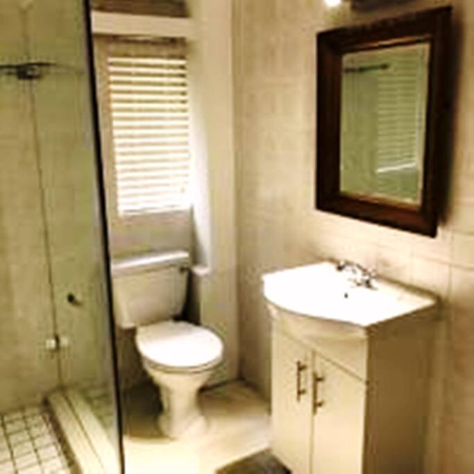 En-suite bathroom