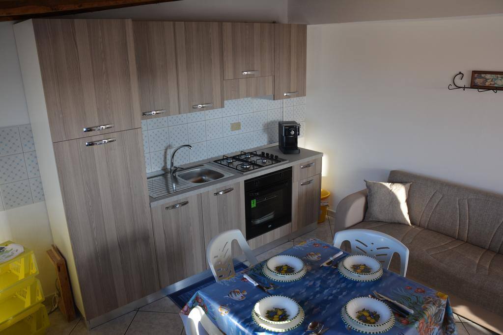 Cucina con terrezza vista mare
