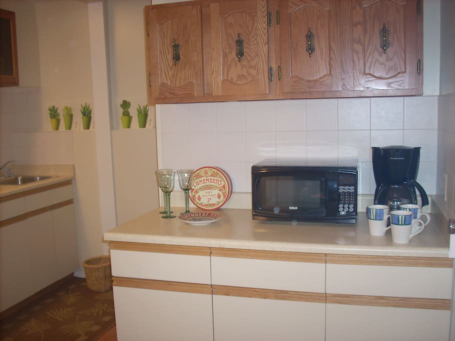 Kitchenette with appliances