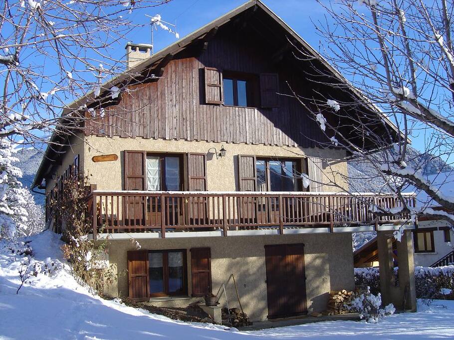l'appartement est en rez de jardin