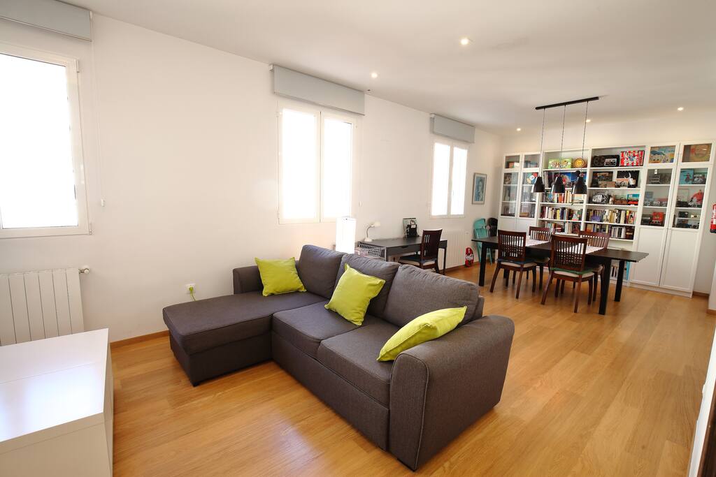 It was my house so I am sure you will be confortable, taking care of all my things :)