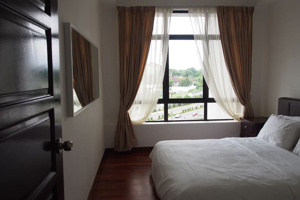 Main bedroom