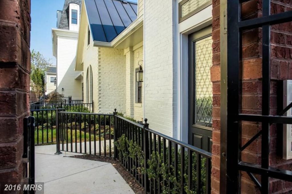 Private Entry Way