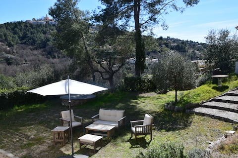 Bright green refurbished villa stockings