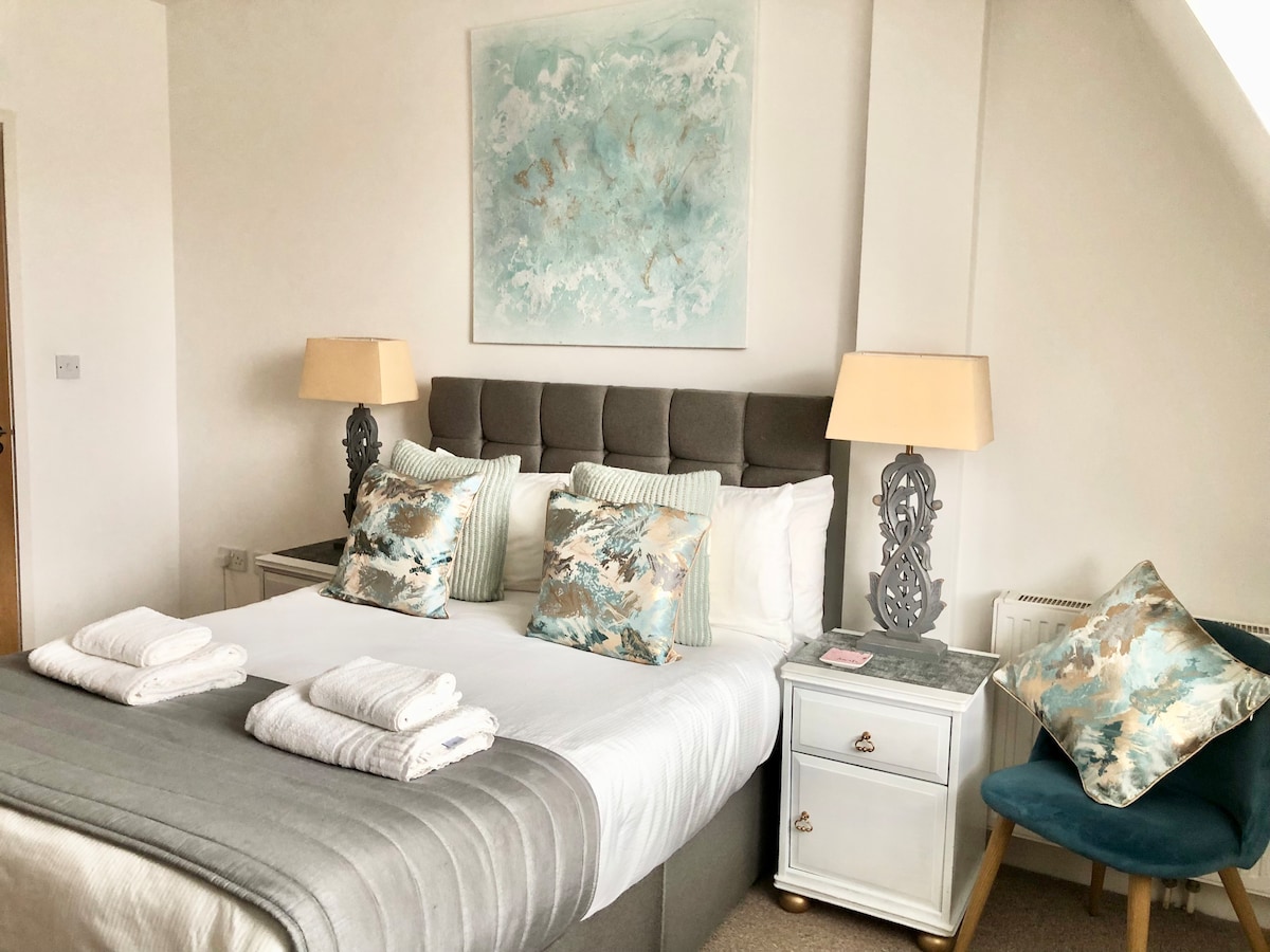 ห้องนอนใหญ่ 