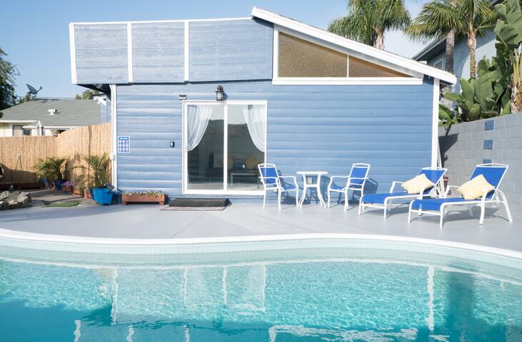 The Leucadia Beach Grotto * Poolside Experience