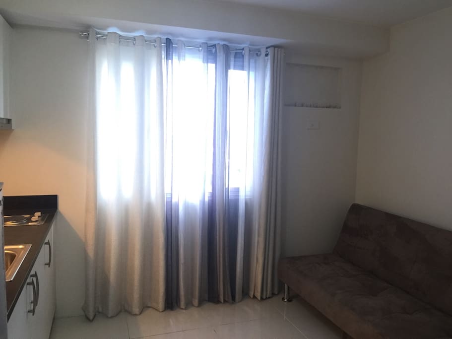 living room/ kitchen