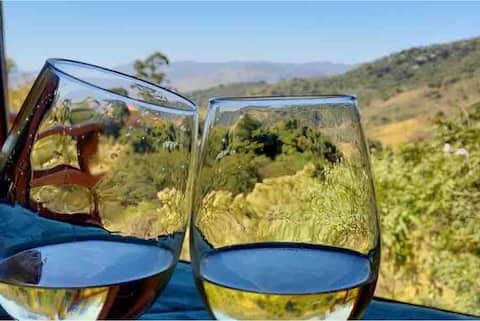 Top performing Airbnb: Harmonia Chalet in Sapucaí Mirim