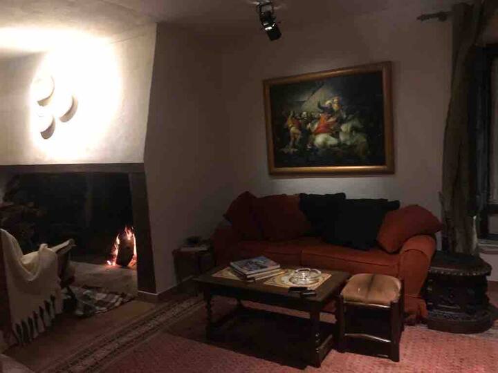 Casa Da Praça , No Centro Da Vila  Mourão - Granja