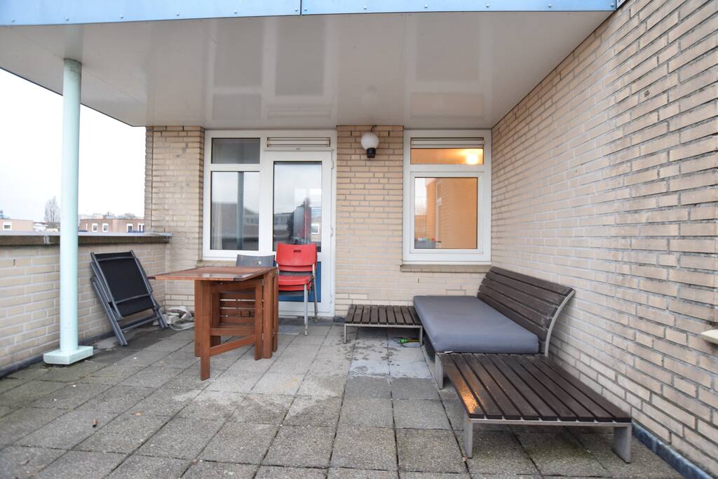 The balcony!