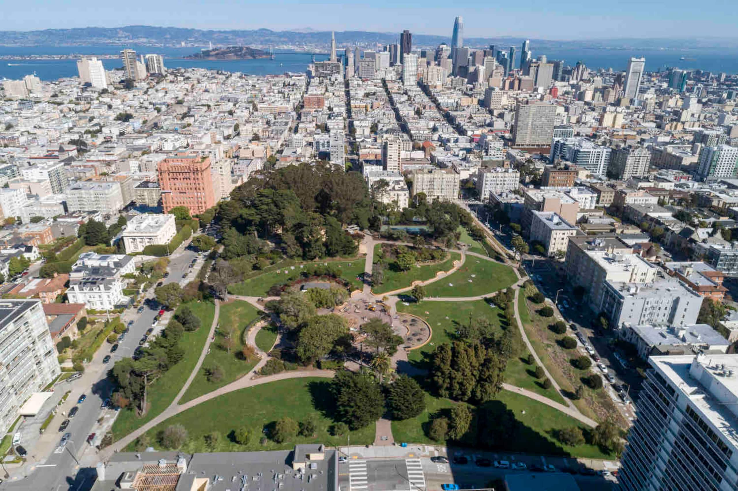 Home in San Francisco · ★4.89 · 1 bedroom · 3 beds · 1 bath - Image 19