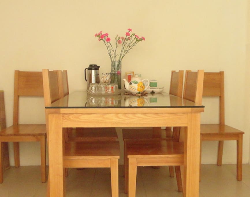 Kitchen & Dining room