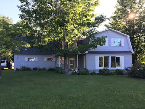 Lake Charlevoix Spacious Home Away From Home