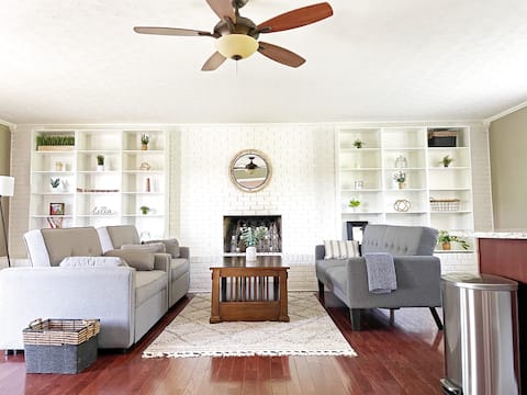Stylish Lake House [Bluegill cabin]