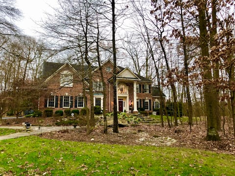 Wooded Estate on 3 acres-5 bedrooms/4 baths