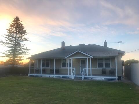 4 Bedroom Villa at Port Vincent