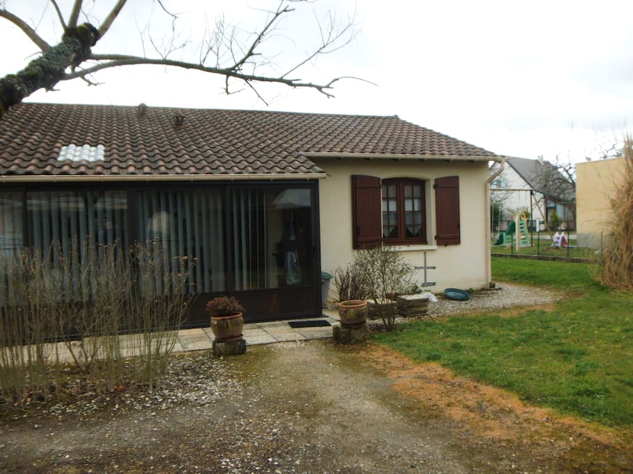 AVANT MAISON