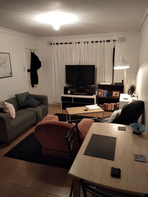 Living/dining area
