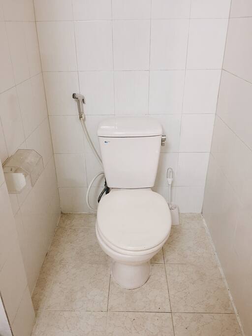 Full equipped bathroom