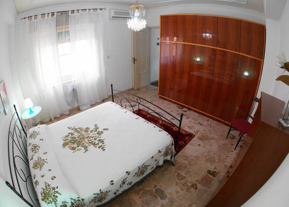 Camera da letto matrimoniale