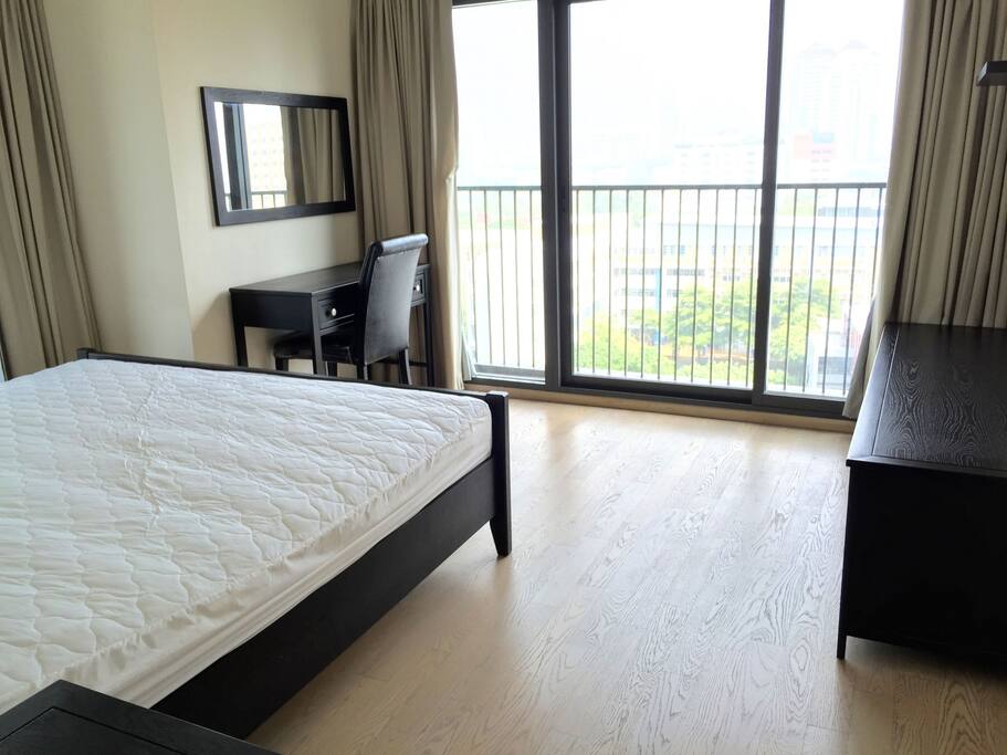Bedroom - corner unit view