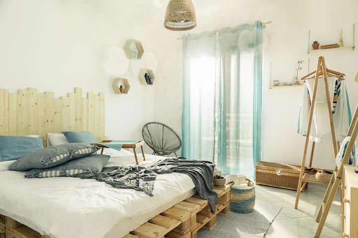 Design Villa Ble 2BDRM + Garden