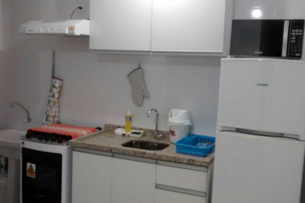 COZINHA NOVA E FUNCIONAL