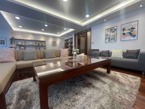 Bihai - Bitan Mountain View - Elevator Building - 4 Large Rooms for 11 People - Free Parking - Xindi