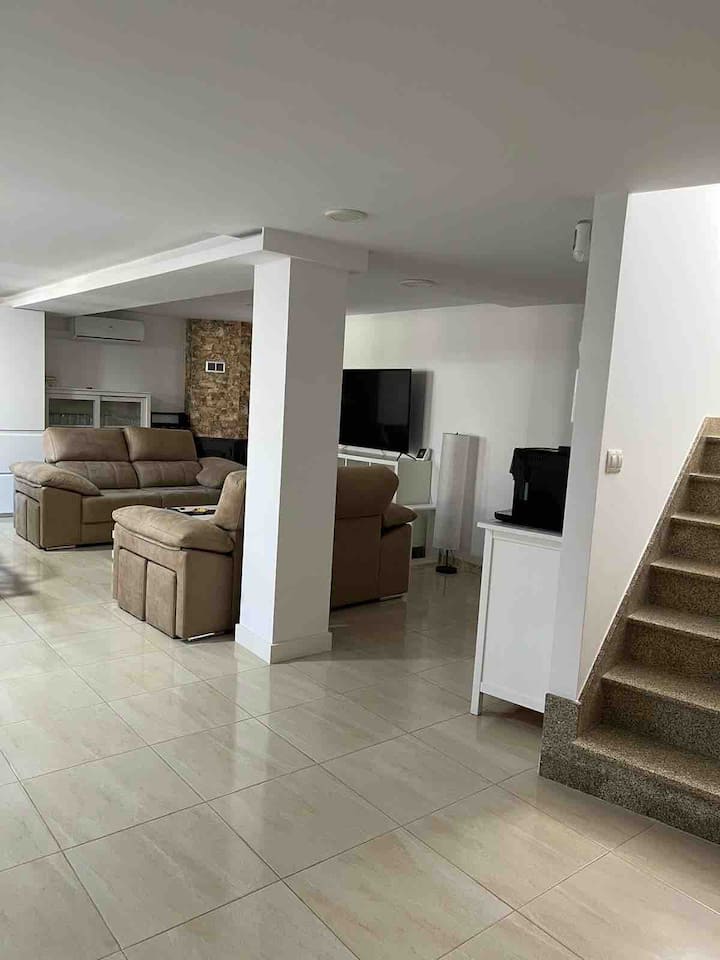 Casa Toja. Agradable Y Familiar. - Vimianzo