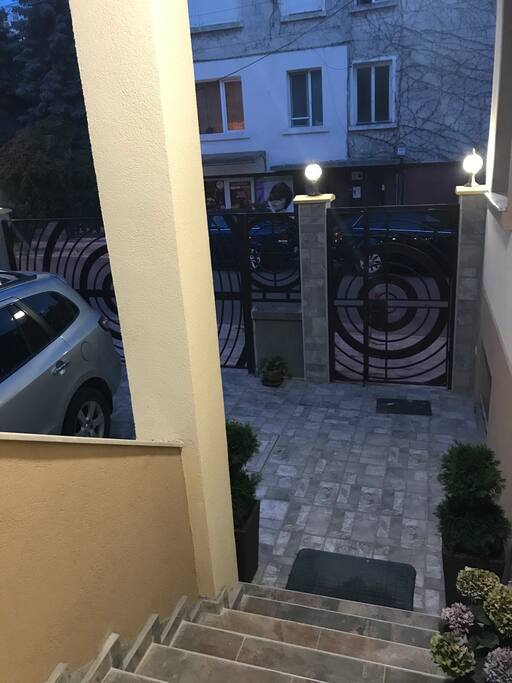 Entrance from streets of El Centro casa.