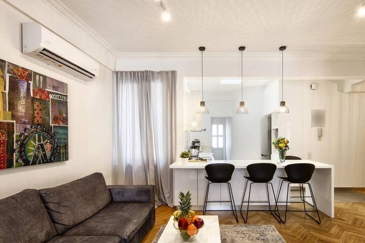 Kolonaki Square Executive Apartment