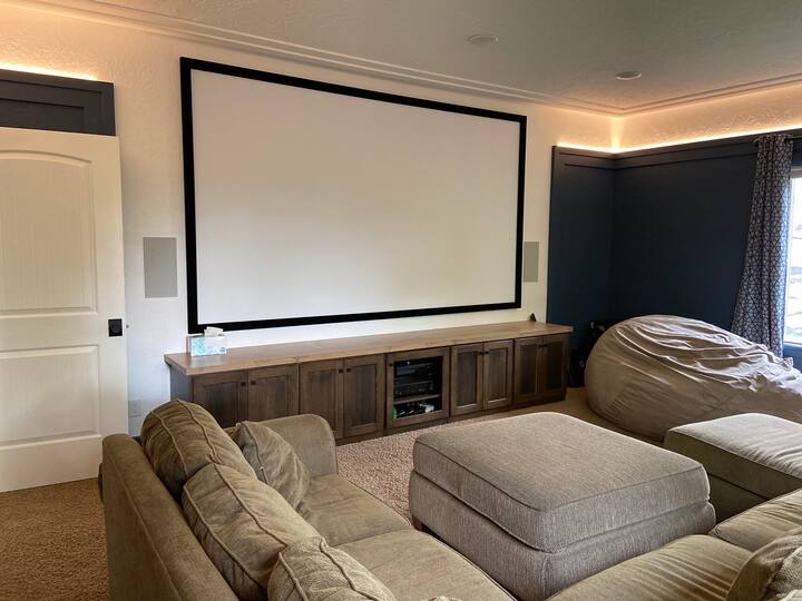 Theater Room with 7.1 surround sound.