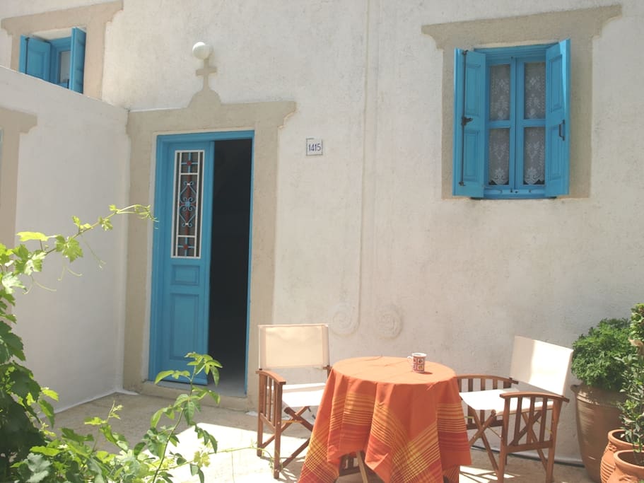 The front door of Tsampika home.