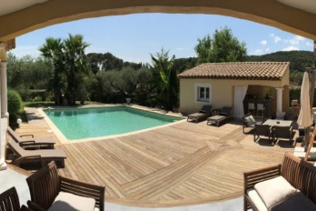 Pool house et bar