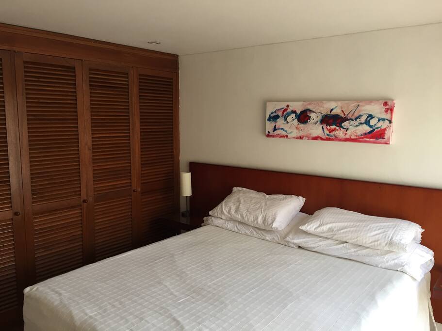 Comoda cama doble y closet