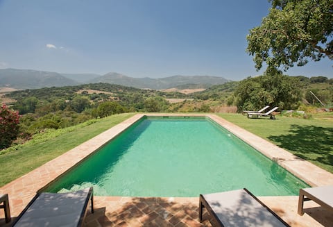 Hideaway cottage swimming pool near Tarifa & Gib