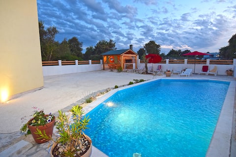House near beach I 5BR I Private pool I Barbecue